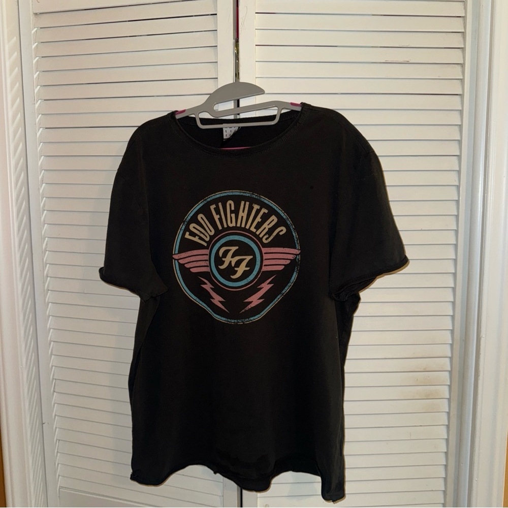 Black Short Sleeve Tees Casual Collection